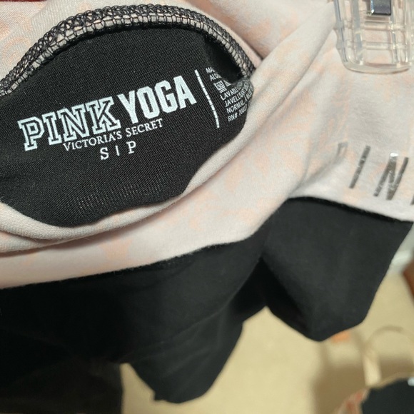 Yoga pants - Picture 3 of 3